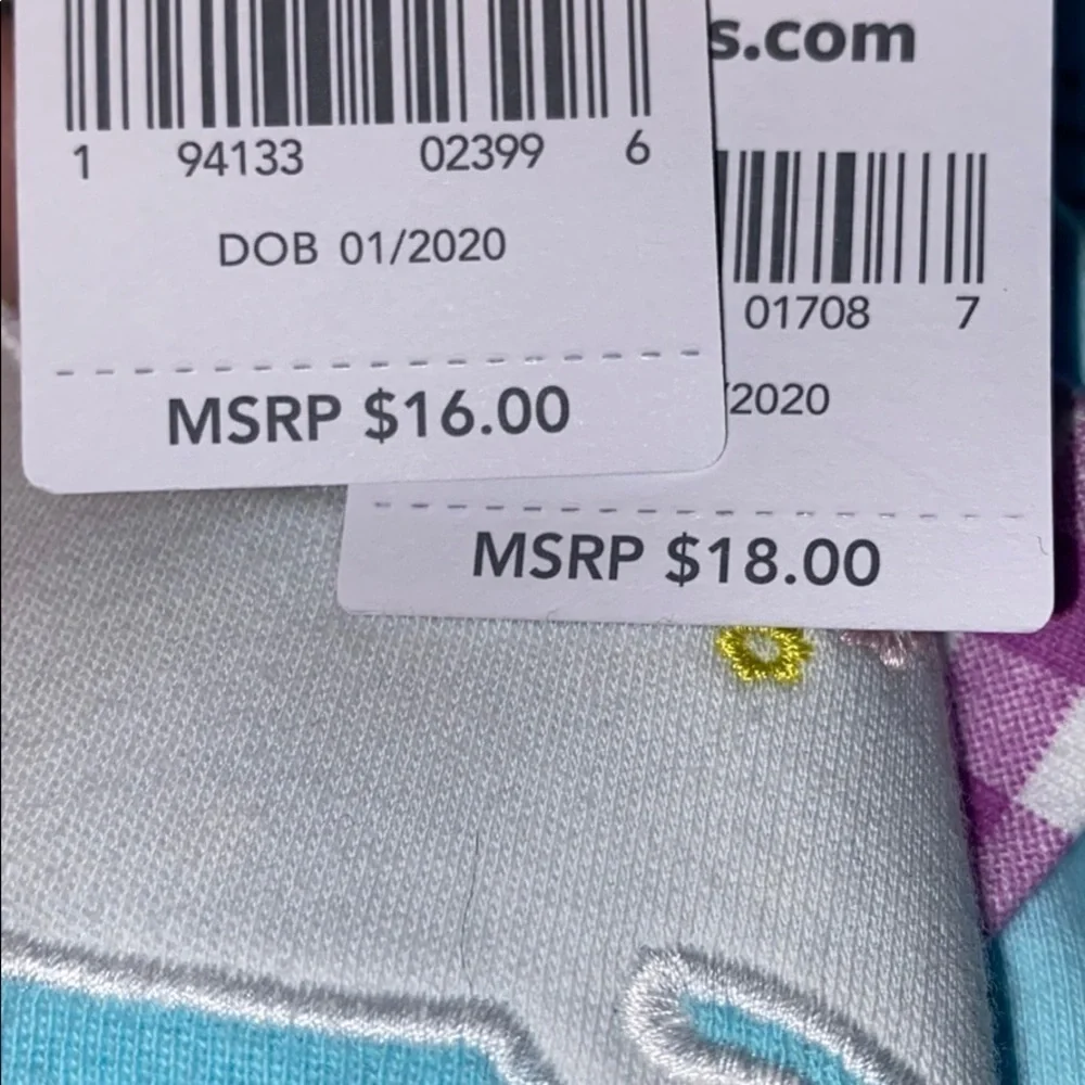 Carter’s NWT lot of rompers size 3‎ months